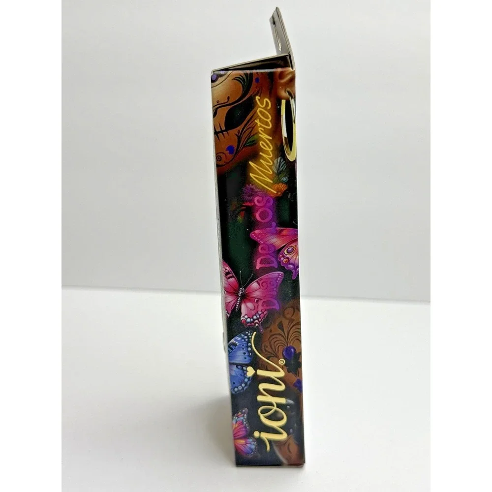 Ioni Felicia Metallic Purple eye shadow liquid Dia De Los Muertos Shimmer